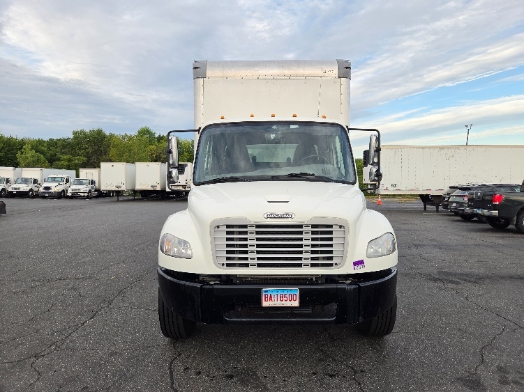 2021 Freightliner eM2 in Springfield, MA — photo 2