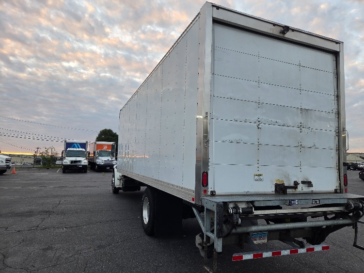 2021 Freightliner eM2 in Springfield, MA — photo 6