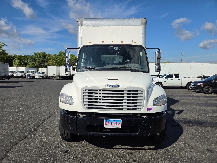 2021 Freightliner eM2 in Springfield, MA — photo 2