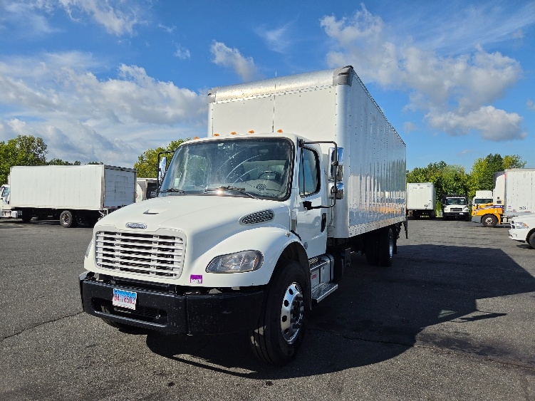 2021 Freightliner eM2 in Springfield, MA — photo 3