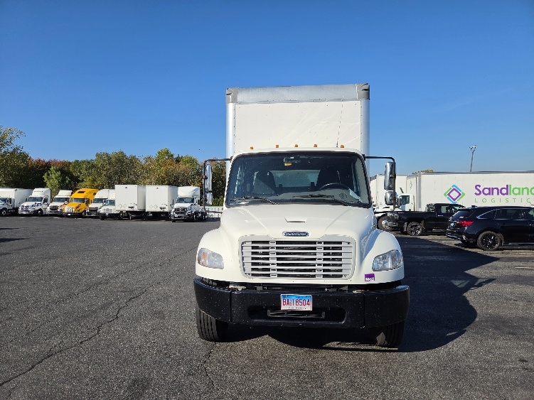 2021 Freightliner eM2 in Springfield, MA — photo 2