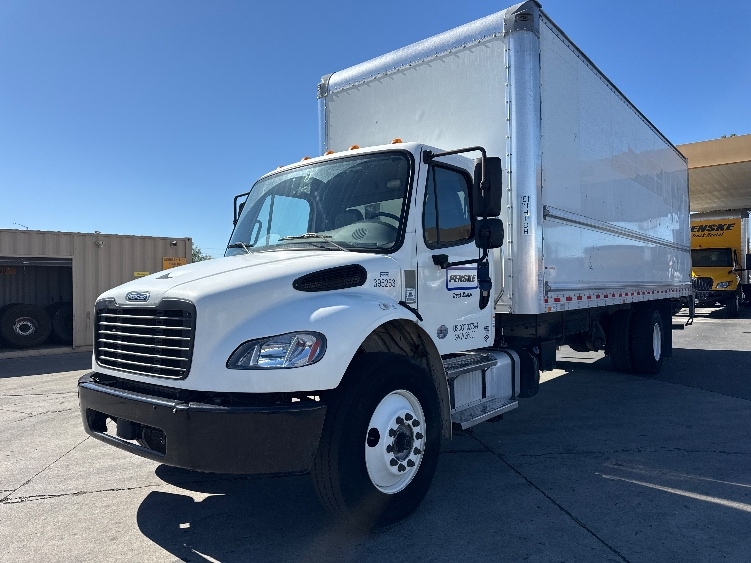 2022 Freightliner eM2 in West Sacramento, CA — photo 3