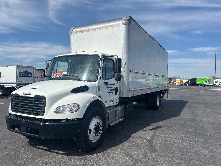 2022 Freightliner eM2 in Phoenix, AZ — photo 3