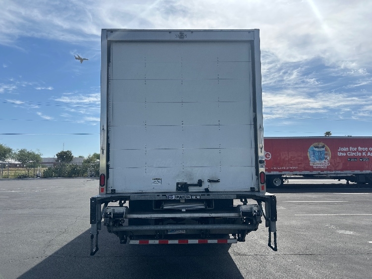 2022 Freightliner eM2 in Phoenix, AZ — photo 7