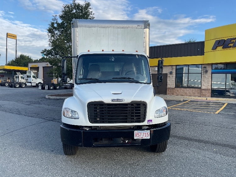 2022 Freightliner eM2 in Springfield, MA — photo 2