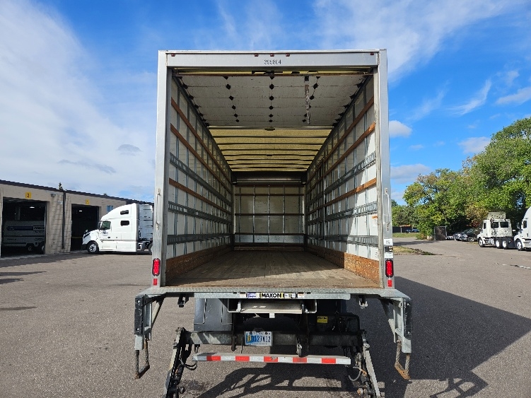 2022 Freightliner eM2 in Brooklyn Park, MN — photo 8