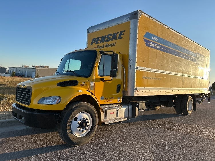 2022 Freightliner eM2 in Loveland, CO — photo 3
