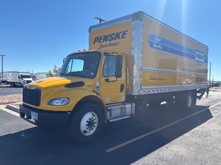 2022 Freightliner eM2 in Denver, CO — photo 3