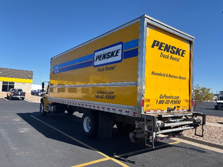 2022 Freightliner eM2 in Denver, CO — photo 6