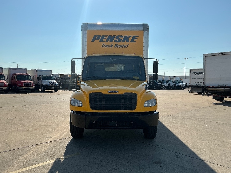 2022 Freightliner M2 106 in Greensboro, NC — photo 2