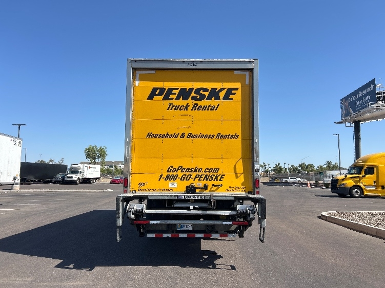 2022 Freightliner eM2 in Phoenix, AZ — photo 7