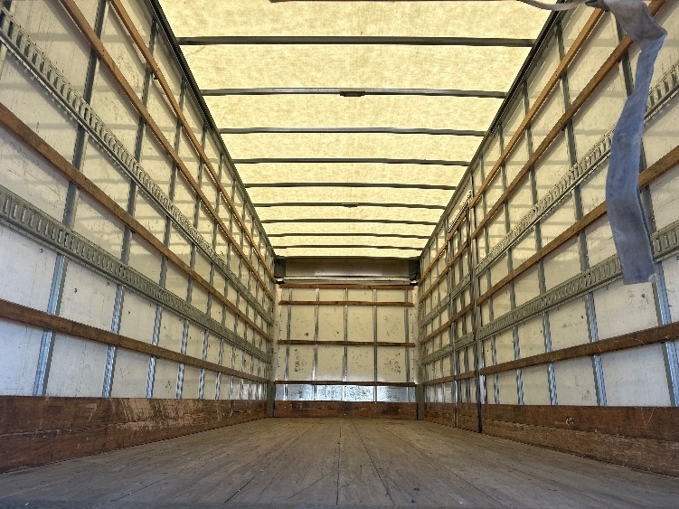 2022 Freightliner eM2 in Billings, MT — photo 8