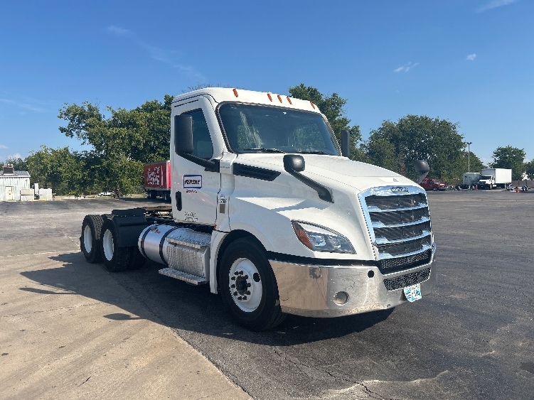 2022 Freightliner Cascadia in Tulsa, OK