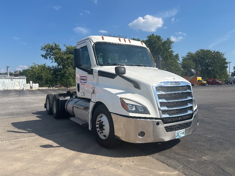 2022 Freightliner Cascadia in Tulsa, OK