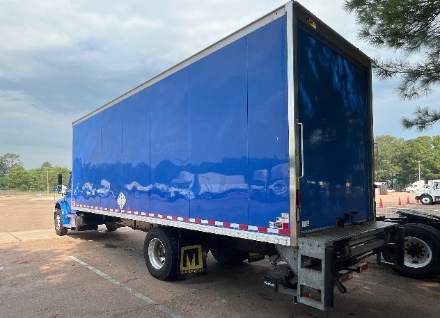 2022 Freightliner eM2 in Jackson, MS — photo 5