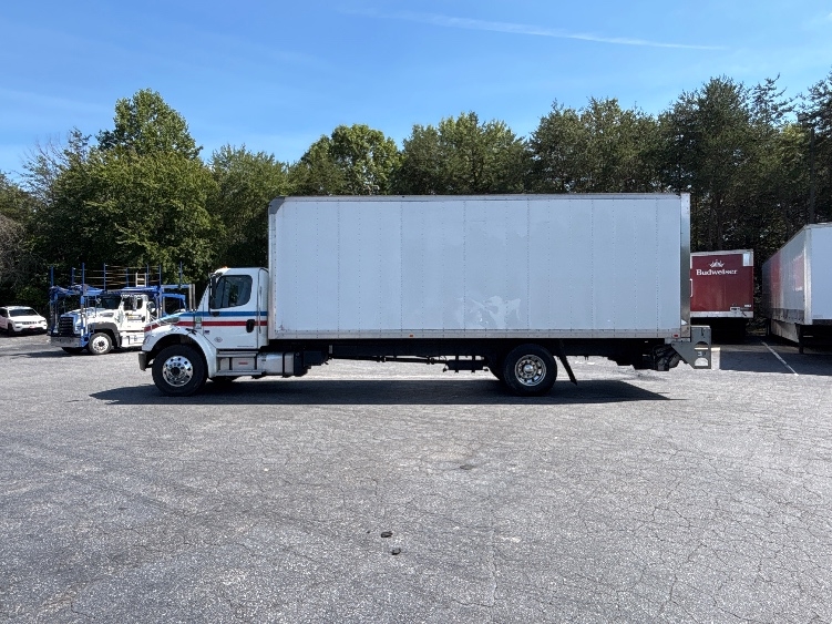 2022 Freightliner eM2 in Concord, NC — photo 4