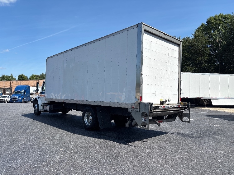 2022 Freightliner eM2 in Concord, NC — photo 6