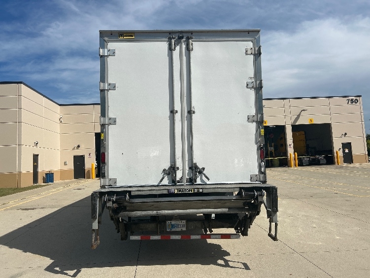 2022 Freightliner eM2 in Melrose Park, IL — photo 7