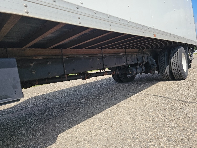 2022 Freightliner eM2 in Chicago (Melrose Park), IL — photo 5