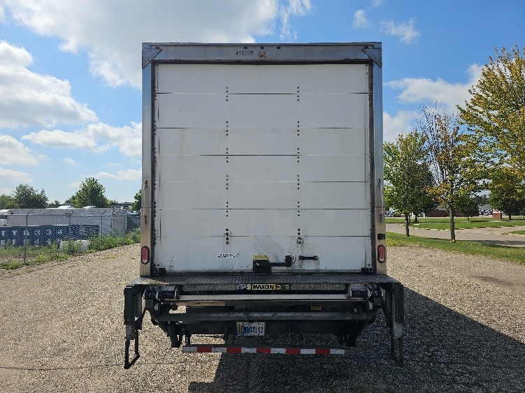 2022 Freightliner eM2 in Chicago (Melrose Park), IL — photo 7