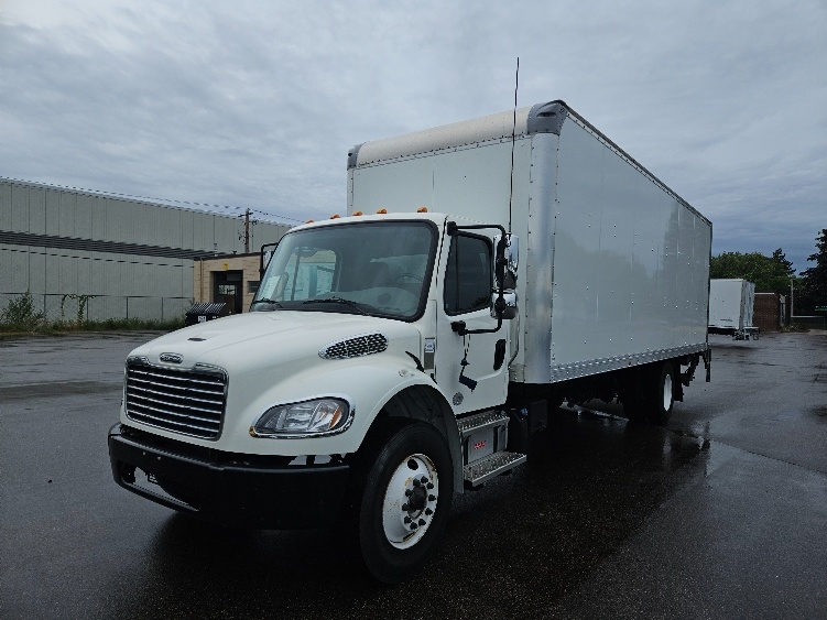 2022 Freightliner eM2 in Brooklyn Park, MN — photo 3