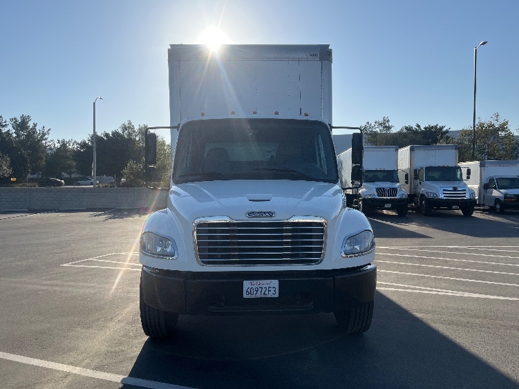 2022 Freightliner eM2 in Fontana, CA — photo 2