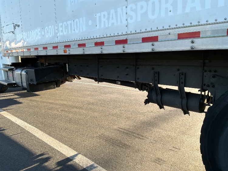 2022 Freightliner eM2 in Fontana, CA — photo 5