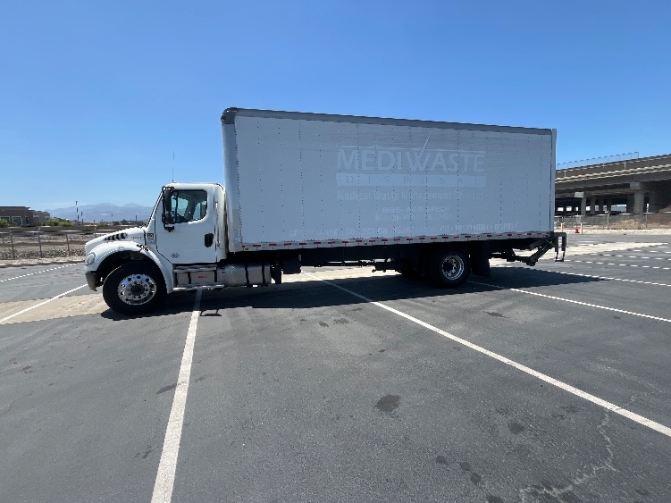 2022 Freightliner eM2 in Fontana, CA — photo 4