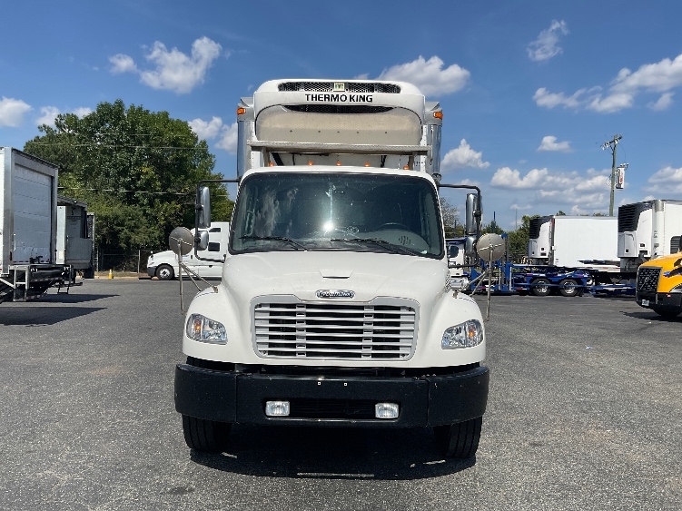 2022 Freightliner eM2 in Concord, NC — photo 2