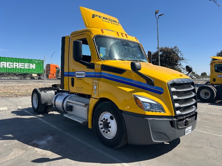 2022 Freightliner Cascadia