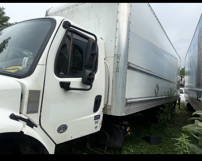 2022 Freightliner eM2