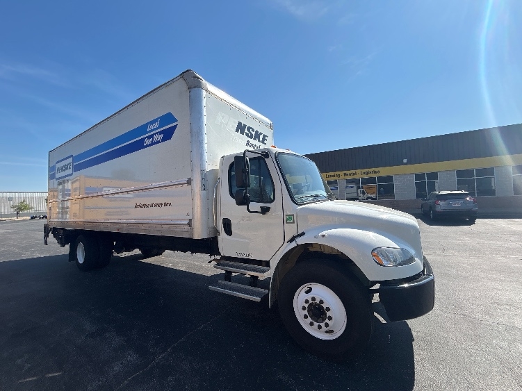 2022 Freightliner M2 106