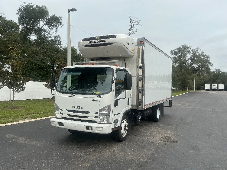 2022 Isuzu NQR in Tampa, FL — photo 3