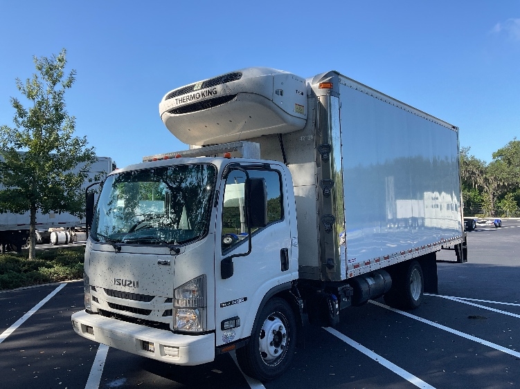 2022 Isuzu NQR in Tampa, FL — photo 3