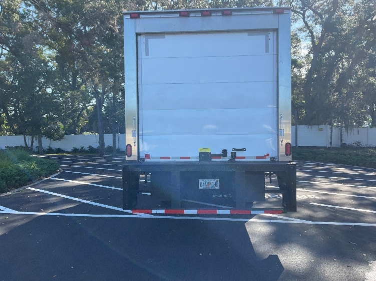 2022 Isuzu NQR in Tampa, FL — photo 7