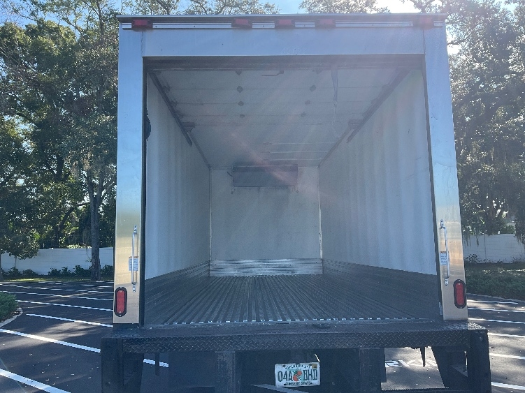 2022 Isuzu NQR in Tampa, FL — photo 8