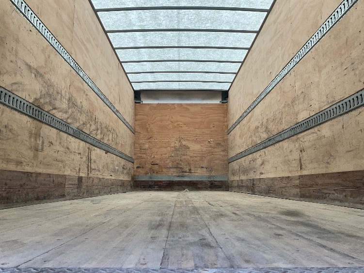 2022 Freightliner eM2 in Akron, OH — photo 8