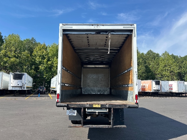 2022 Freightliner eM2 in Suwanee, GA — photo 8