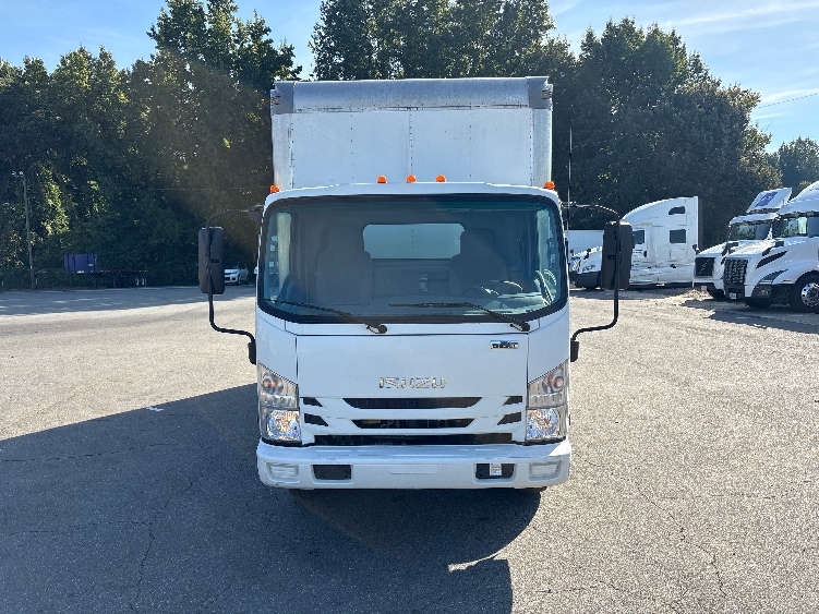 2022 Isuzu NRR in Greensboro, NC — photo 2