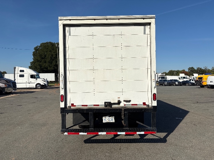 2022 Isuzu NRR in Greensboro, NC — photo 7