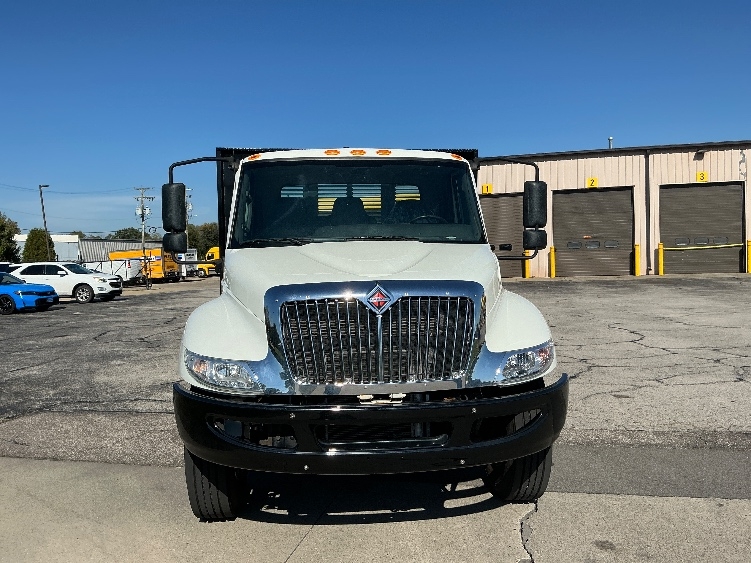 2022 International MV in Elkhart, IN — photo 2