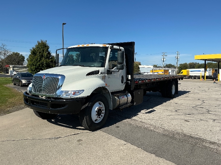 2022 International MV in Elkhart, IN — photo 3