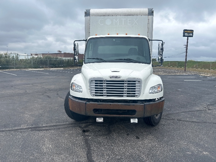 2022 Freightliner eM2 in Middlefield, OH — photo 2