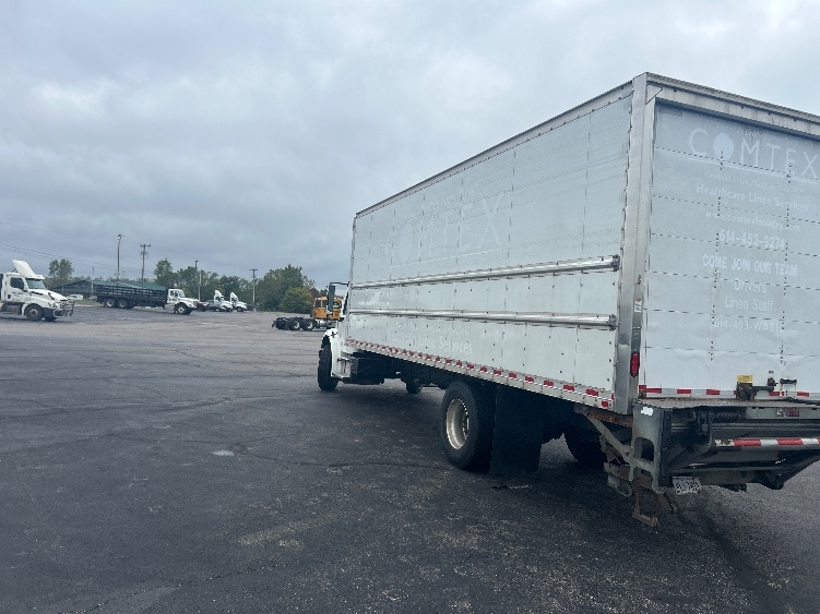 2022 Freightliner eM2 in Middlefield, OH — photo 6