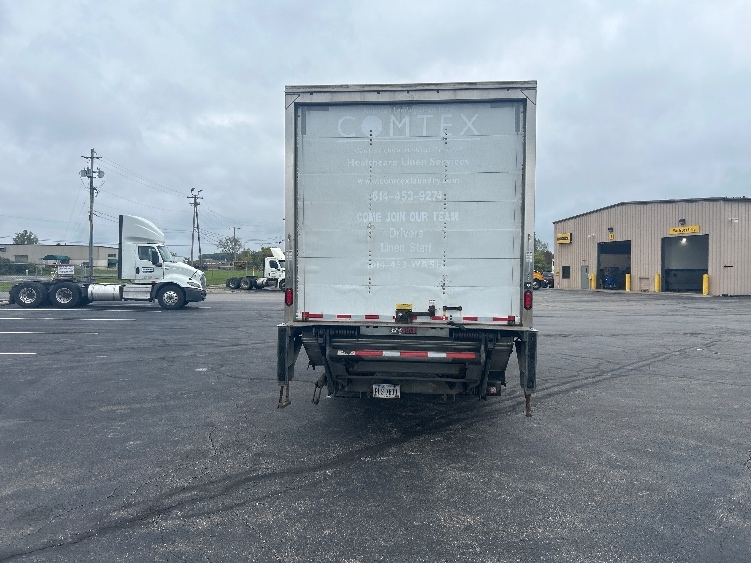 2022 Freightliner eM2 in Middlefield, OH — photo 7