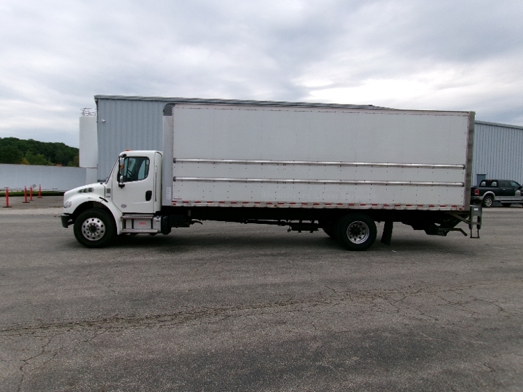 2022 Freightliner eM2 in Middlefield, OH — photo 4