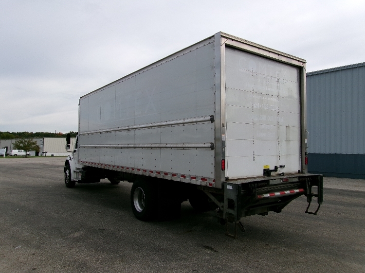 2022 Freightliner eM2 in Middlefield, OH — photo 6