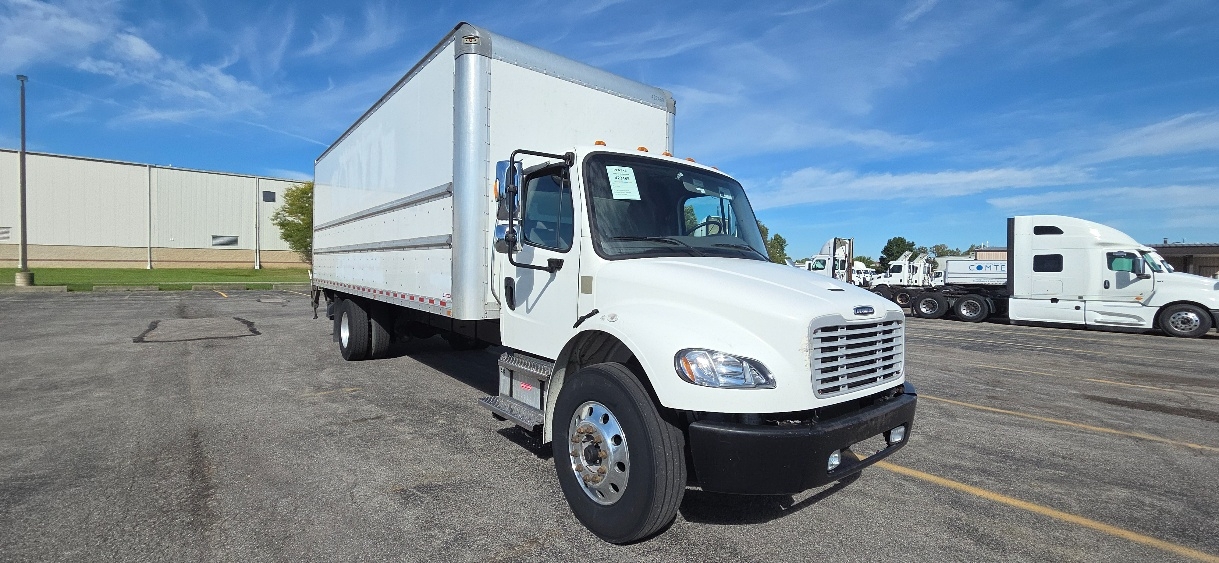 2022 Freightliner eM2 in Middlefield, OH