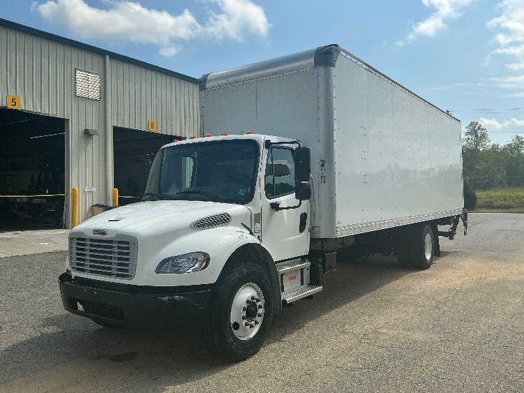 2022 Freightliner eM2 in Prince George, VA — photo 3