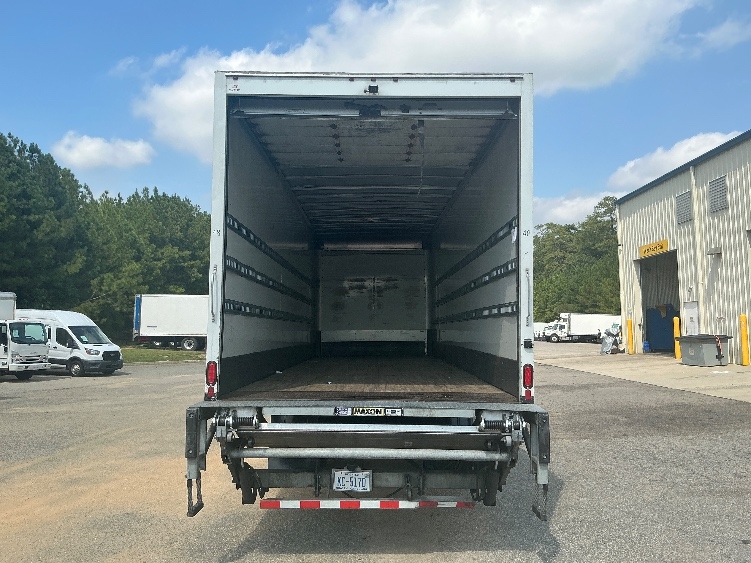 2022 Freightliner eM2 in Prince George, VA — photo 8